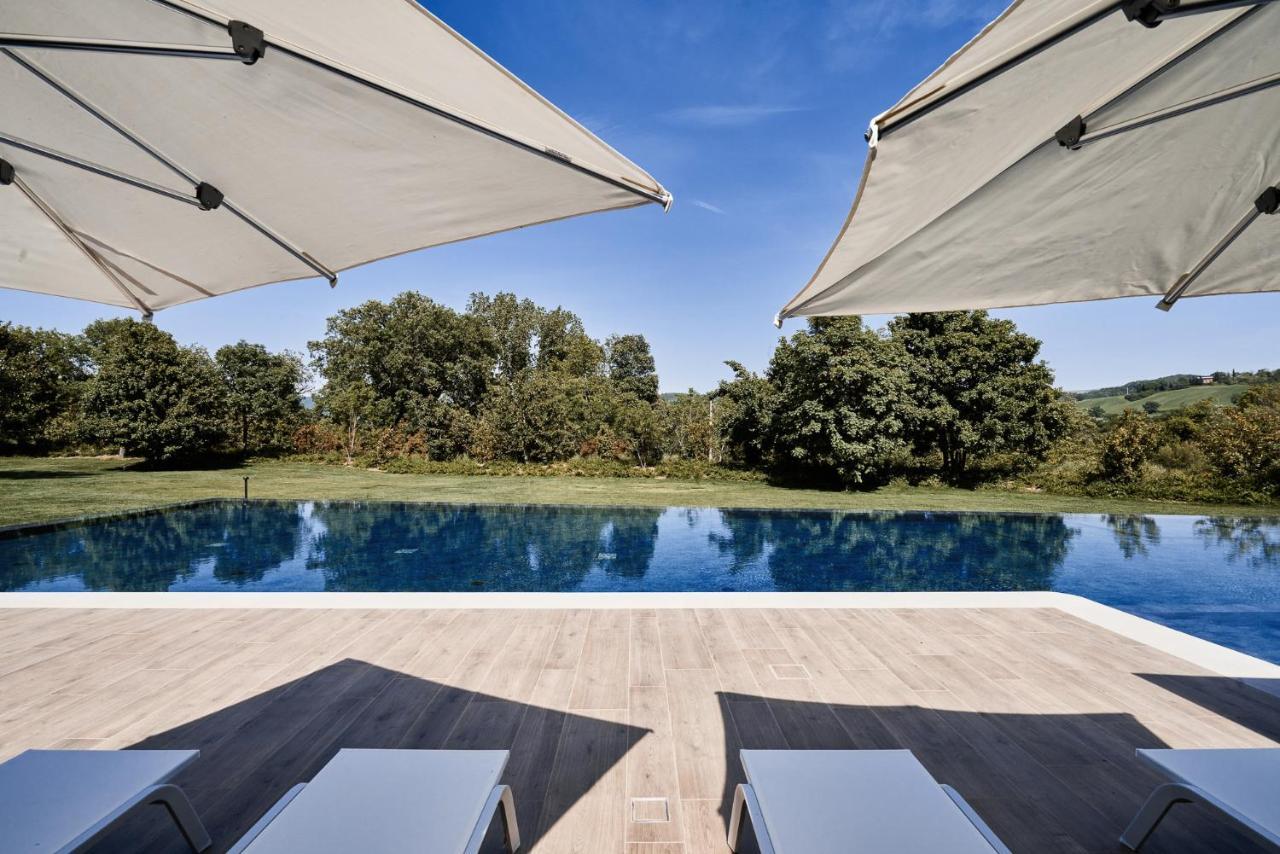 Borgo Lanciano Hotel Castelraimondo Exterior photo