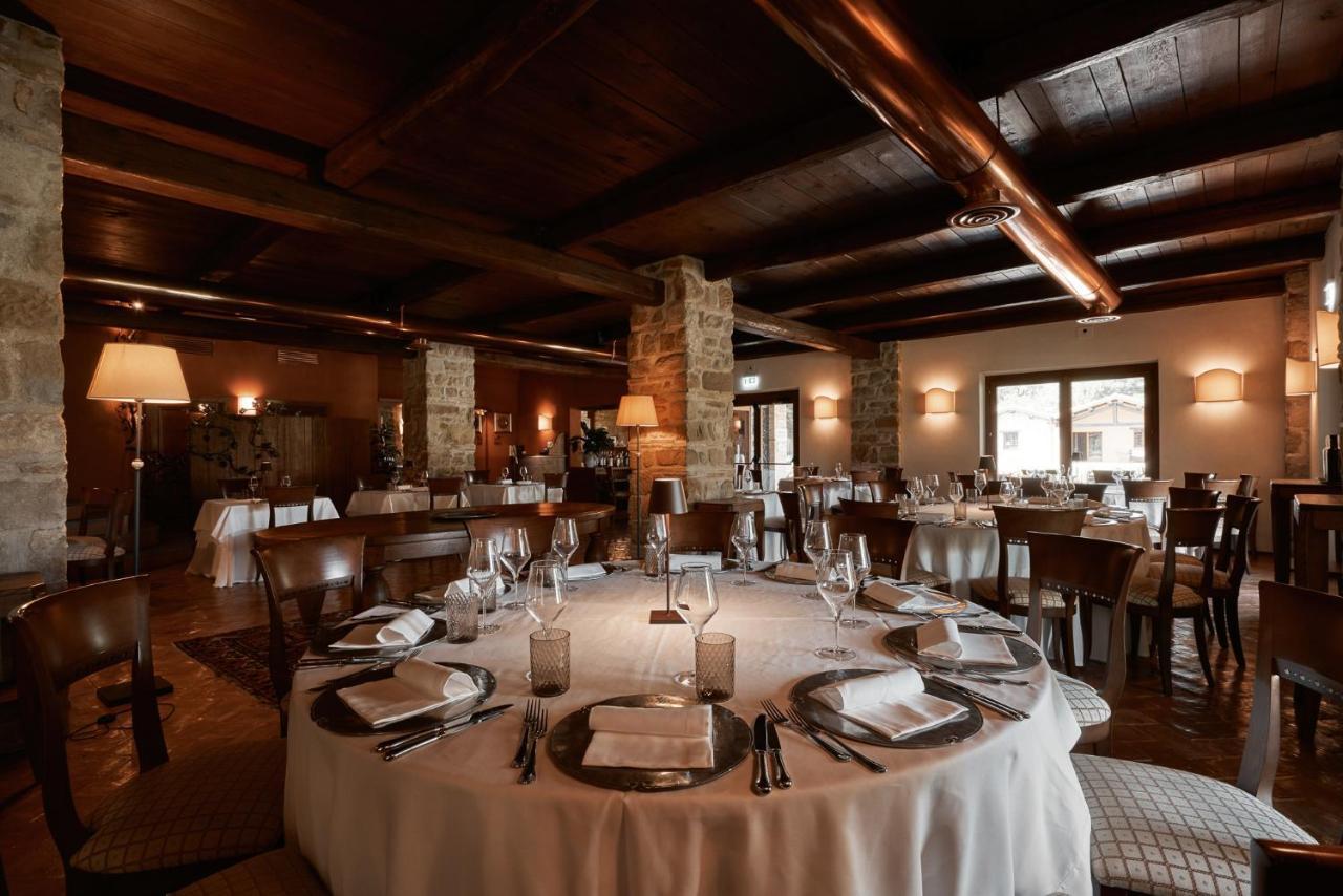 Borgo Lanciano Hotel Castelraimondo Exterior photo