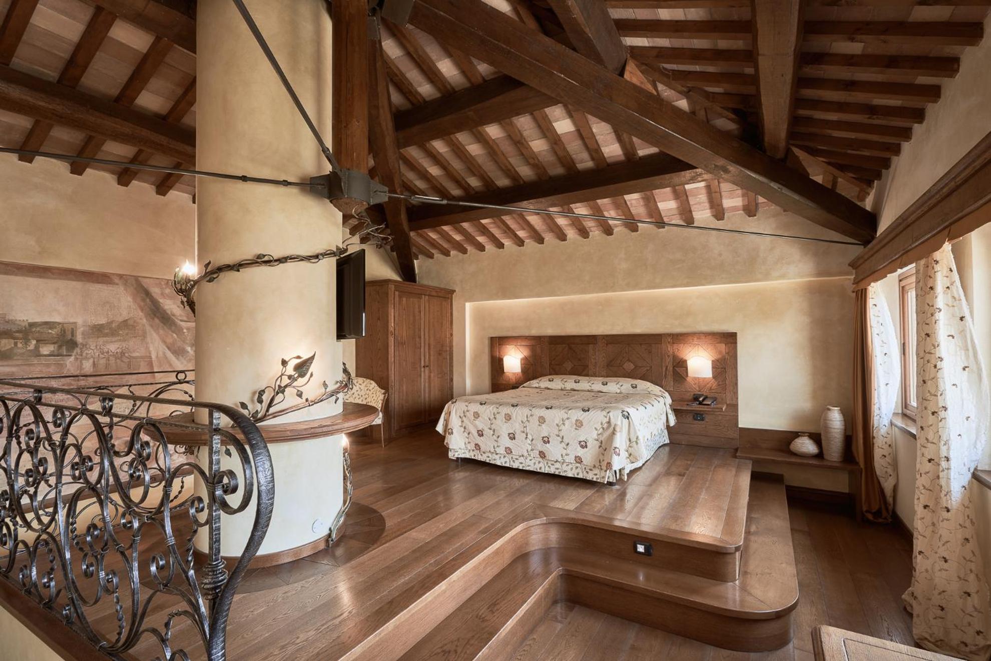 Borgo Lanciano Hotel Castelraimondo Exterior photo